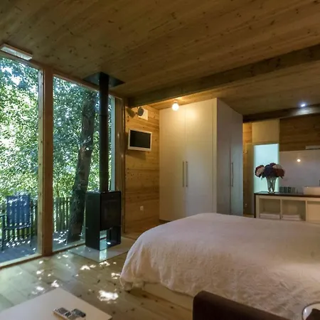 Holiday home Secluded And Elegant Tree House In The Forests Of Galicia, Spain